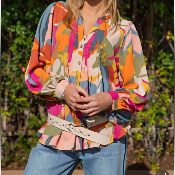 New Fabulous Boho Long Sleeve Pleated Abstract Print Sophia Twill Vibrant Blouse - Picture 7 of 8